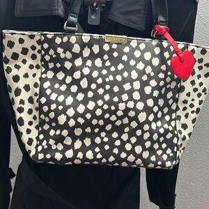 Liz Claiborne purse, tote bag, shopping, easy wipe down.